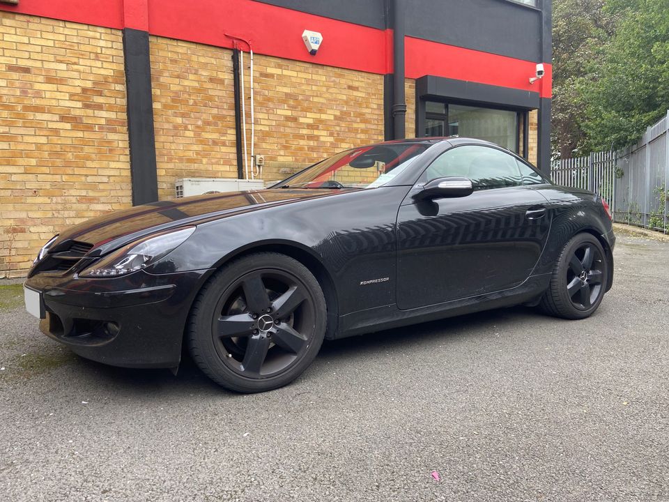 Mercedes SLK R171 upgraded with Pioneer SPH-DA360DAB Wireless CarPlay  stereo and ND-BC8 Rear Camera - Dynamic Sounds Car Audio Installation  Advice Centre